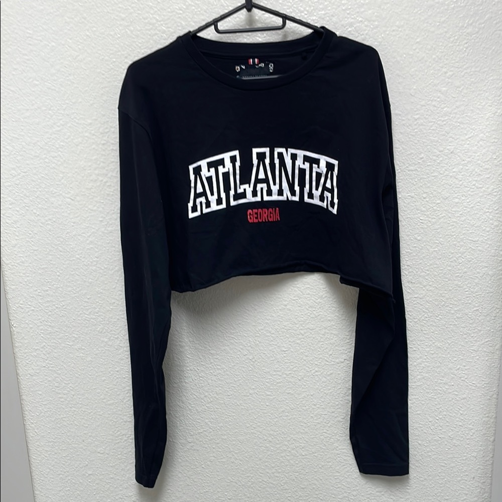 Denim and Flower Ricky Singh Atlanta Georgia Black Large Crop Top Long Sleeve